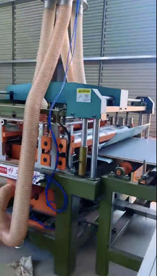 गुणवत्ता  Four Sides Edge Trimming Saw Short Cycle Hot Press Machine 4X8 4X9 4X10 फैक्टरी