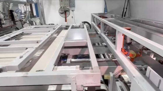 खरीदें 4X10 लघु चक्र मेलामाइन से सना हुआ कागज लेमिनेटिंग गर्म प्रेस मशीन online manufacture