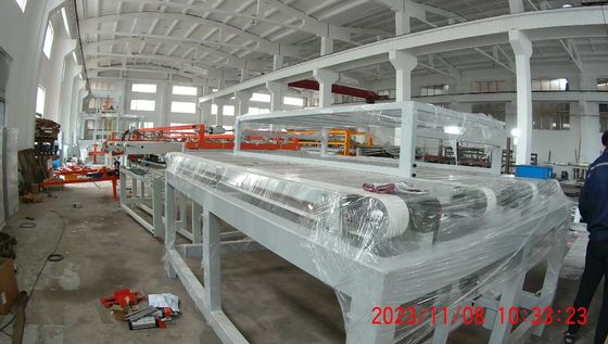 खरीदें 4'×10' 5'×10' शॉर्ट साइकल प्रेस लाइन्स लेमिनेट डोर प्रेसिंग मशीन online manufacture